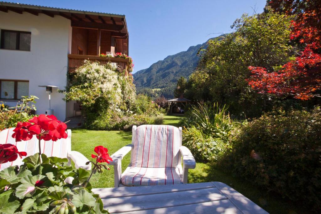 Haus Schuchter Hotel Pfunds Bagian luar foto